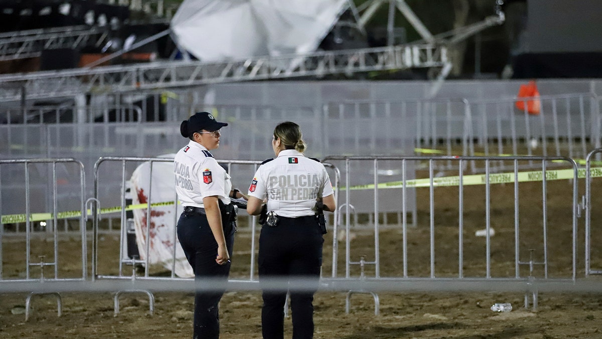 At least 9 dead, 63 injured at campaign rally in Mexico after wind topples stage